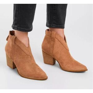 Beast Fashion Abby Ankle Boots Taupe Size 9 3" heel